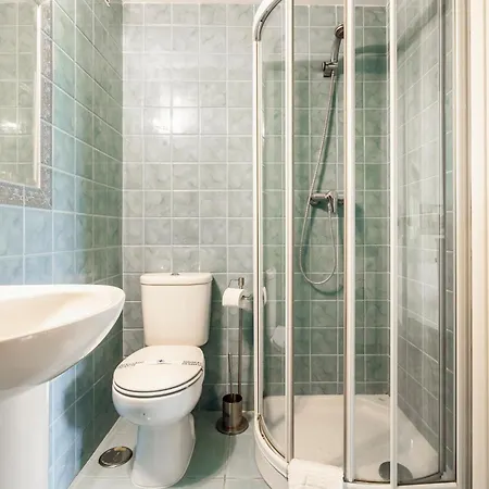 Semesterbostad Haus Am Flussufer