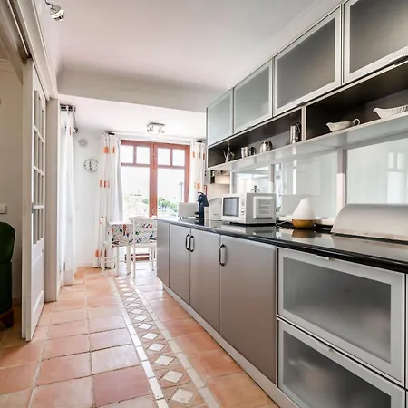 Haus Am Flussufer Semesterbostad