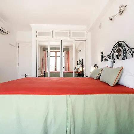 Haus Am Flussufer Semesterbostad